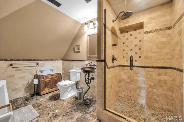 $439,000 | 121 East 5th Street, Hermann, MO 65041