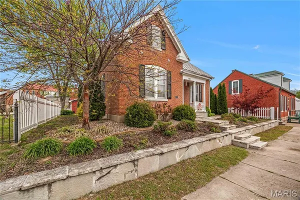 $439,000 | 121 East 5th Street, Hermann, MO 65041