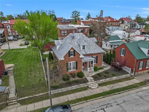 $439,000 | 121 East 5th Street, Hermann, MO 65041