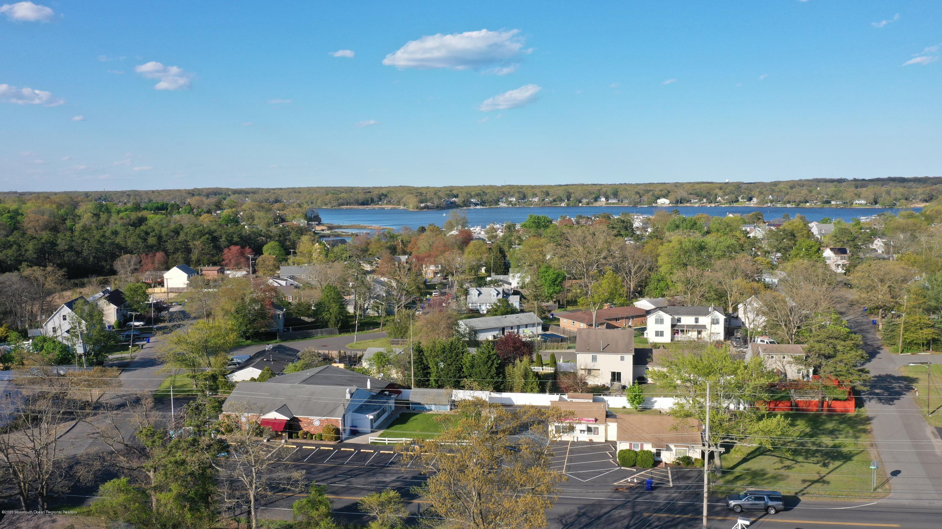 357 Jefferson Court Brick, NJ 08724 - Photo 3 of 38 Drone 357#3
