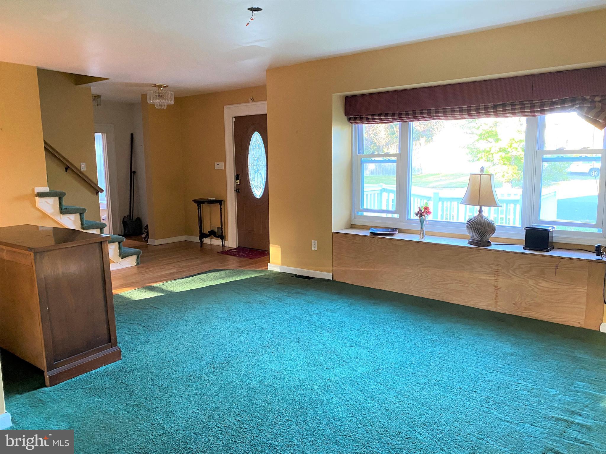 312 Thies Road Sewell, NJ 08080 - Photo 3 of 29 Gallery Image 3
