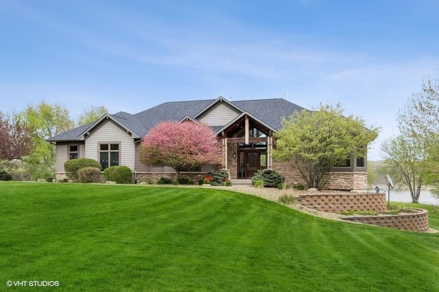 3862 Locust Ridge Road Northeast North Liberty, IA 52317 - Photo 2 of 46 Gallery Image 2