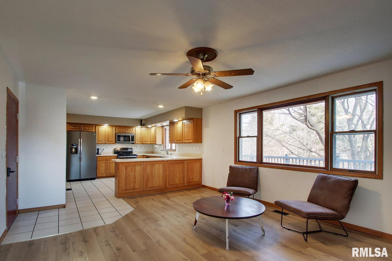 3717 Columbus Road Quincy, IL 62305 - Photo 8 of 18 Gallery Image 8
