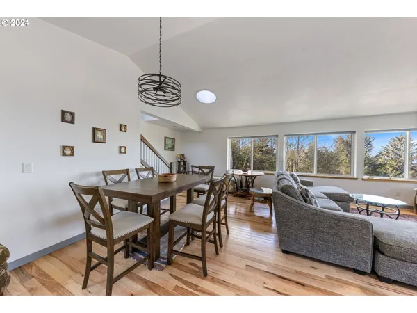 $810,000 | 7300 Valley View Drive, Pacific City, OR 97135