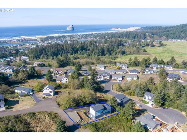 $810,000 | 7300 Valley View Drive, Pacific City, OR 97135
