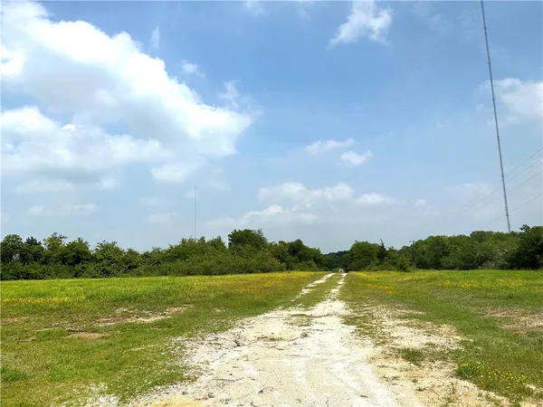 $205,350 | 6 Tower Drive, Moody, TX 76557