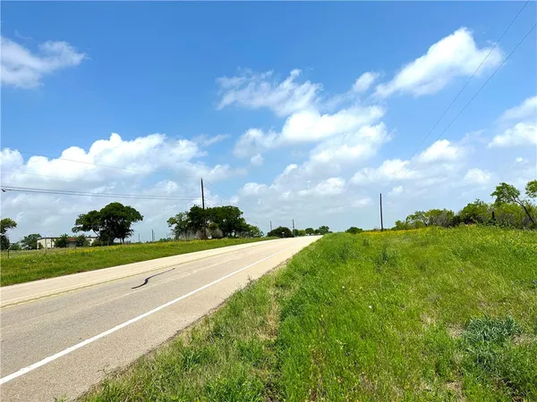 $205,350 | 6 Tower Drive, Moody, TX 76557