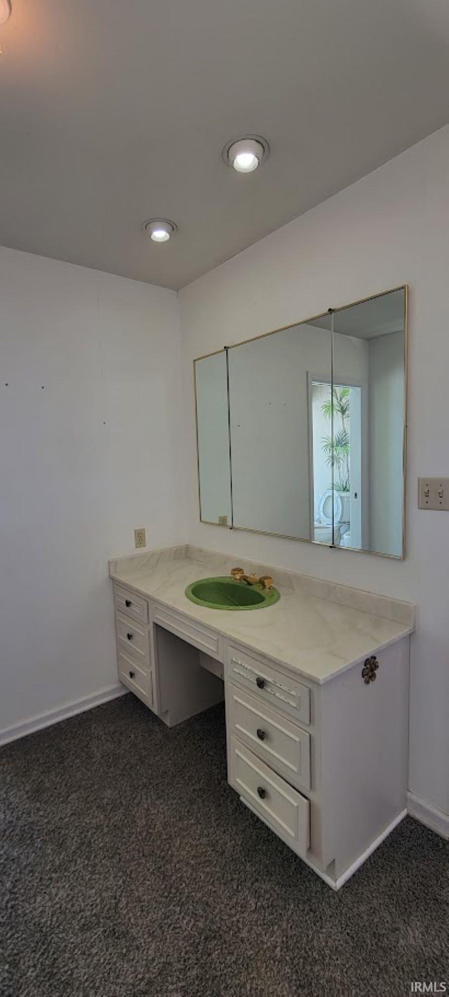 808 Ozee Farm Road Bedford, IN 47421 - Photo 8 of 35