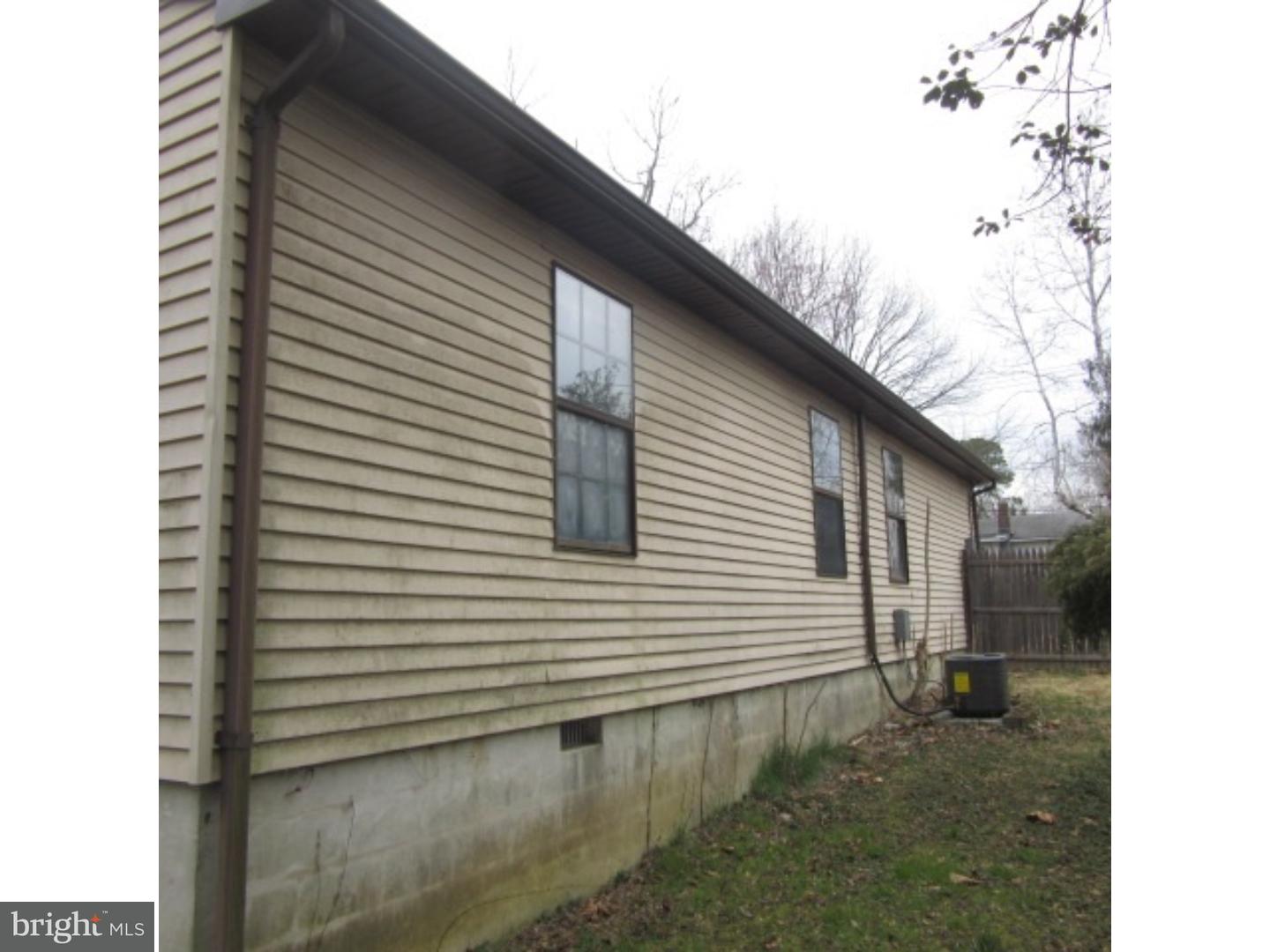 4 Cross Road Pine Hill, NJ 08021 - Photo 3 of 21