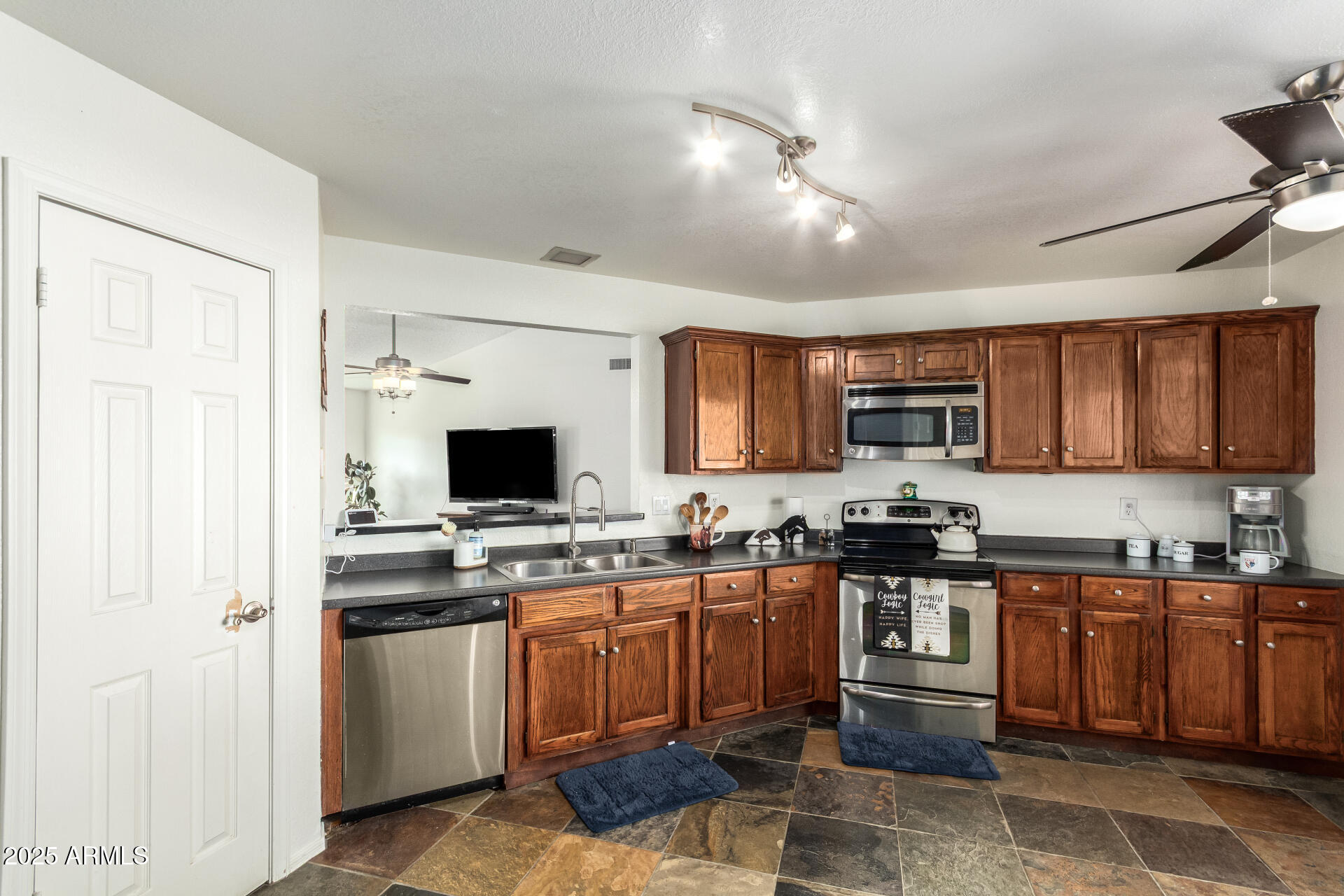 3605 West Pecos Road Chandler, AZ 85226 - Photo 11 of 40 15 - Pecos