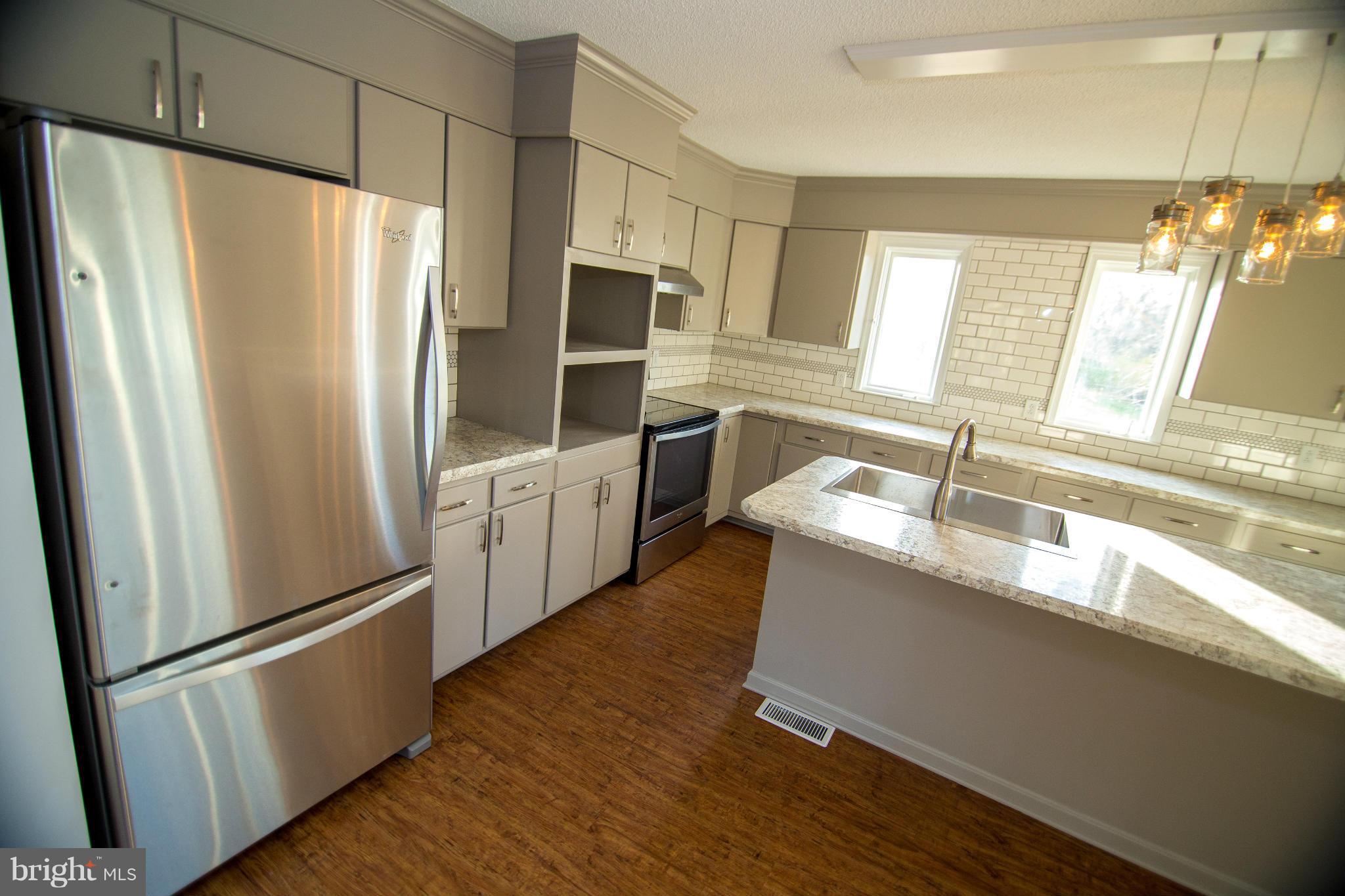 1413 Co Rte 1/5 Falling Waters, WV 25419 - Photo 8 of 25 Kitchen
