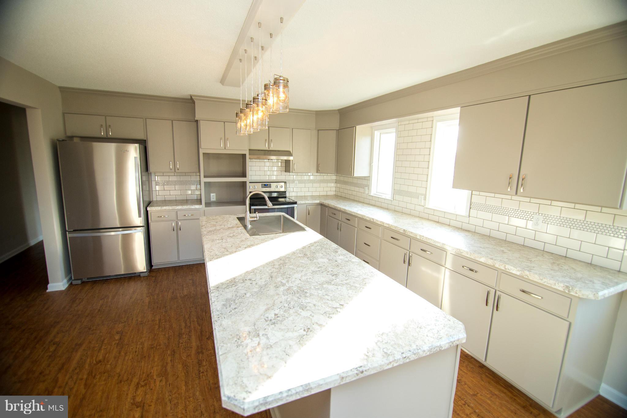 1413 Co Rte 1/5 Falling Waters, WV 25419 - Photo 9 of 25 Kitchen