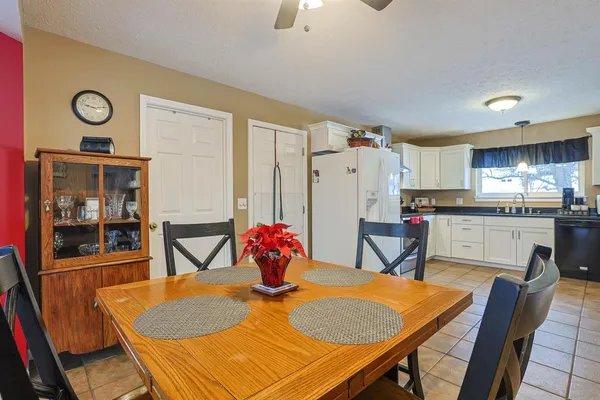 $448,000 | 438 Cresthaven Drive, Lawrenceburg, IN 47025