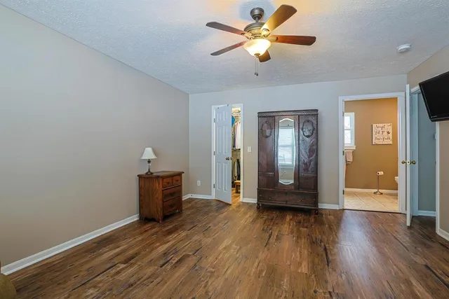 $449,900 | 438 Cresthaven Drive, Lawrenceburg, IN 47025