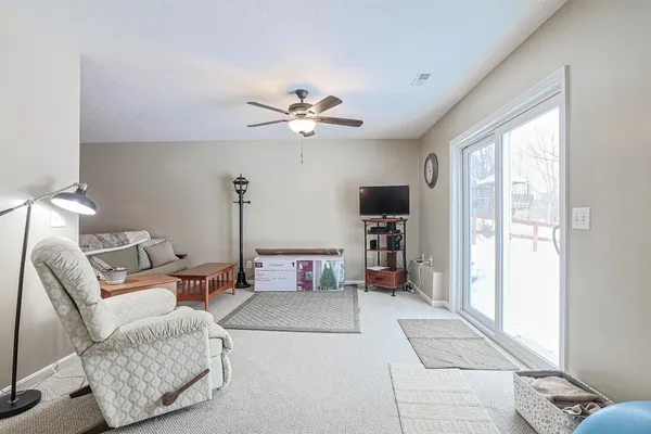 $448,000 | 438 Cresthaven Drive, Lawrenceburg, IN 47025