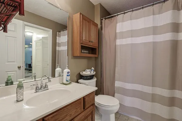 $448,000 | 438 Cresthaven Drive, Lawrenceburg, IN 47025