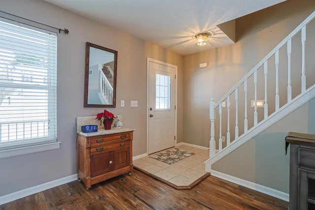 $449,900 | 438 Cresthaven Drive, Lawrenceburg, IN 47025