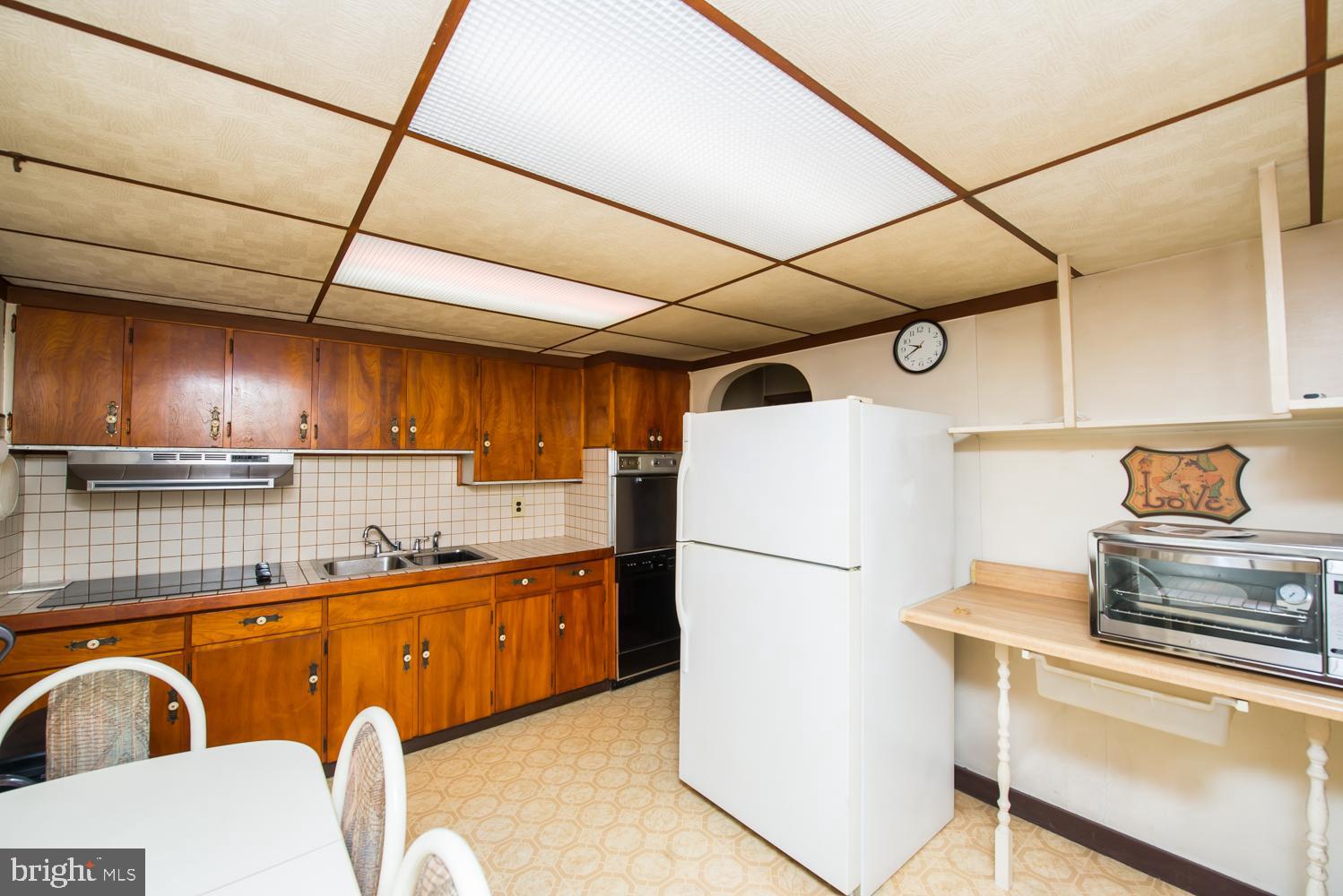 3405 Cherryville Road Northampton, PA 18067 - Photo 6 of 11 Gallery Image 6