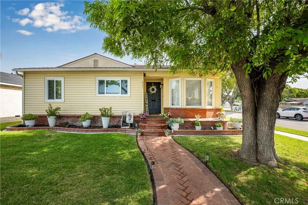 $1,129,000 | 6571 East Brittain Street, Long Beach, CA 90808