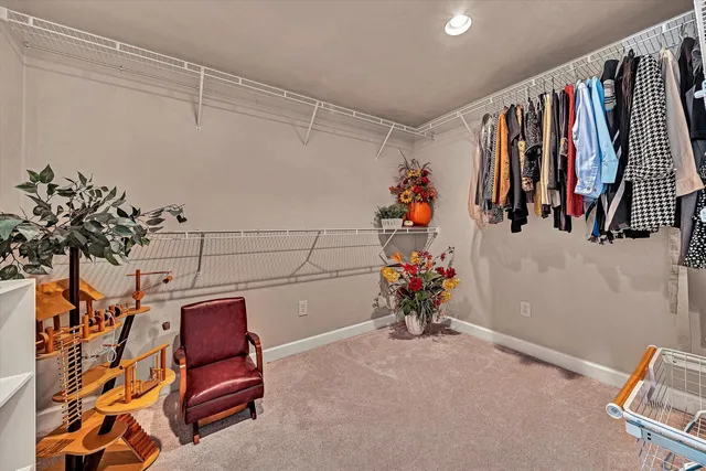 $869,500 | 2120 River Oaks Drive, Salem, VA 24153