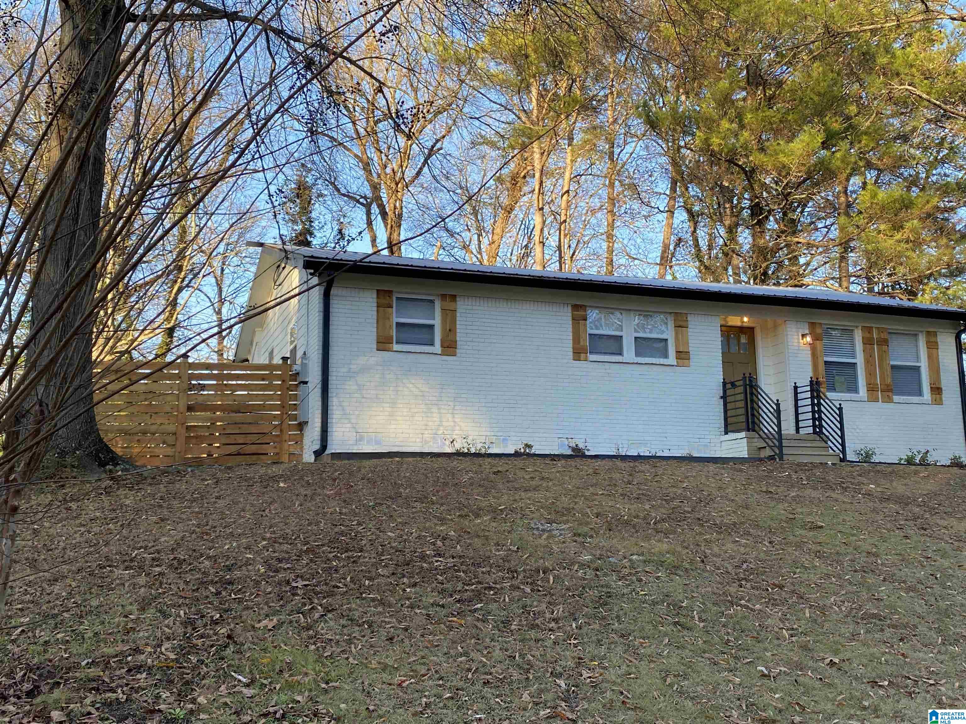 416 Wedgeworth Road Birmingham, AL 35215 - Photo 2 of 27
