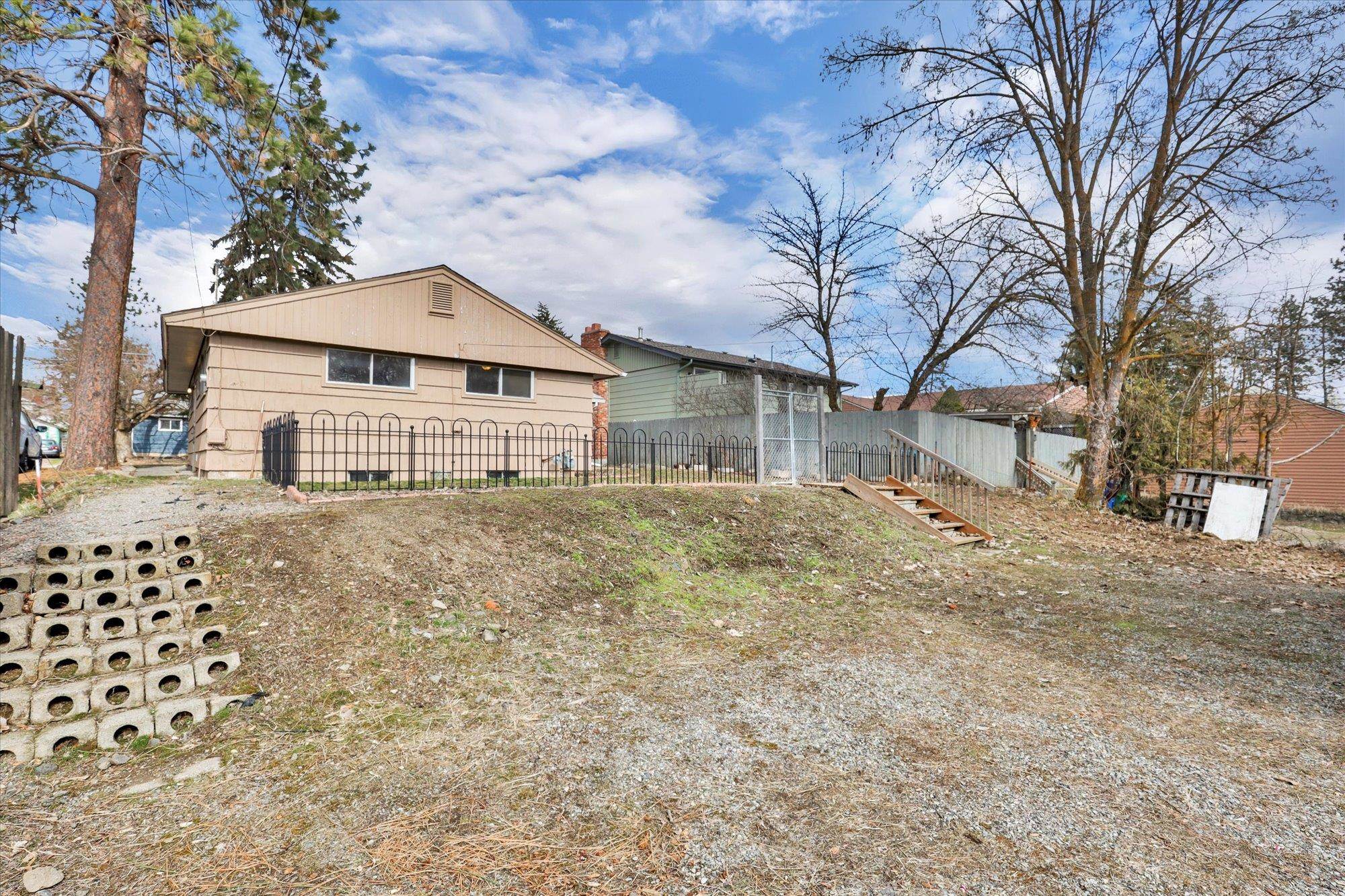 Undisclosed Address Spokane, WA 99203 - Photo 3 of 25