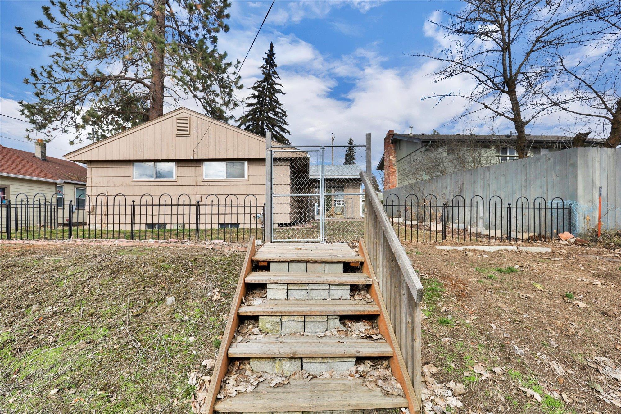 Undisclosed Address Spokane, WA 99203 - Photo 4 of 25