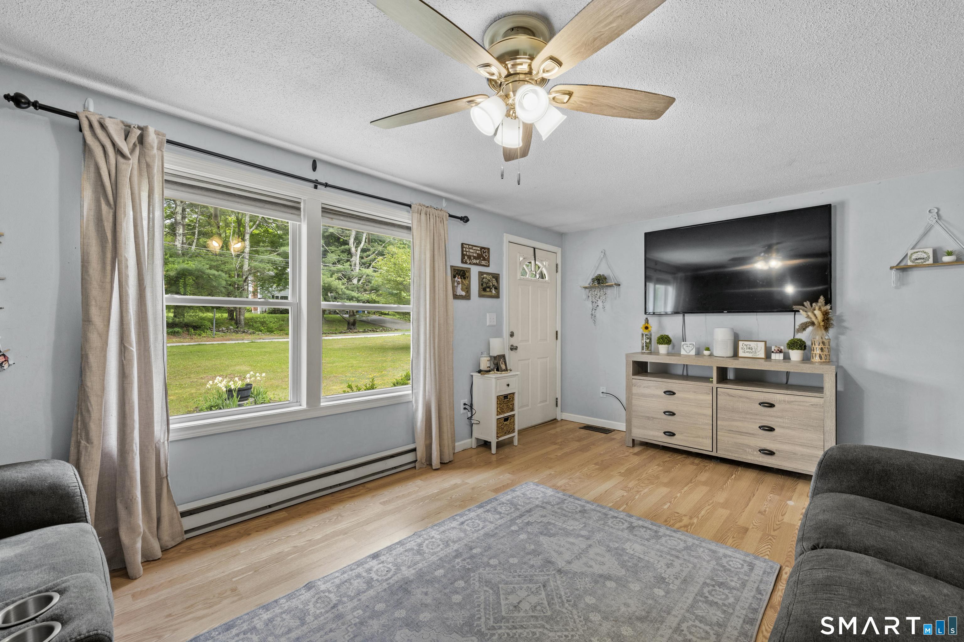 558 Wauregan Road Brooklyn, CT 06234 - Photo 7 of 30