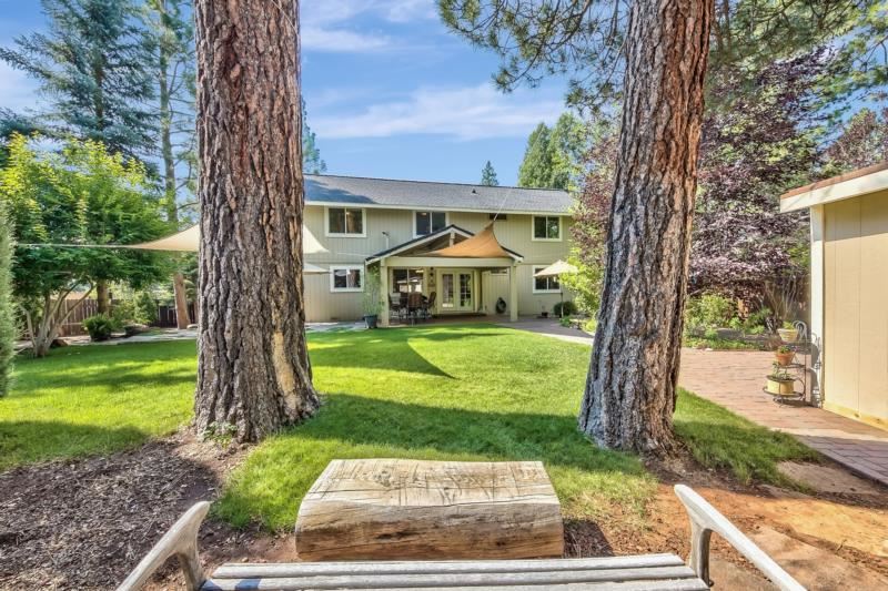 15492 Crown Circle Truckee, CA 96161 - Photo 18 of 19