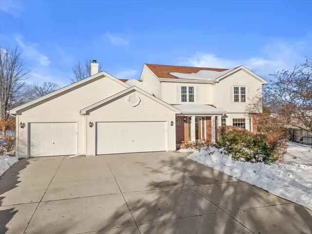 $524,900 | 3310 108th Place, Pleasant Prairie, WI 53158