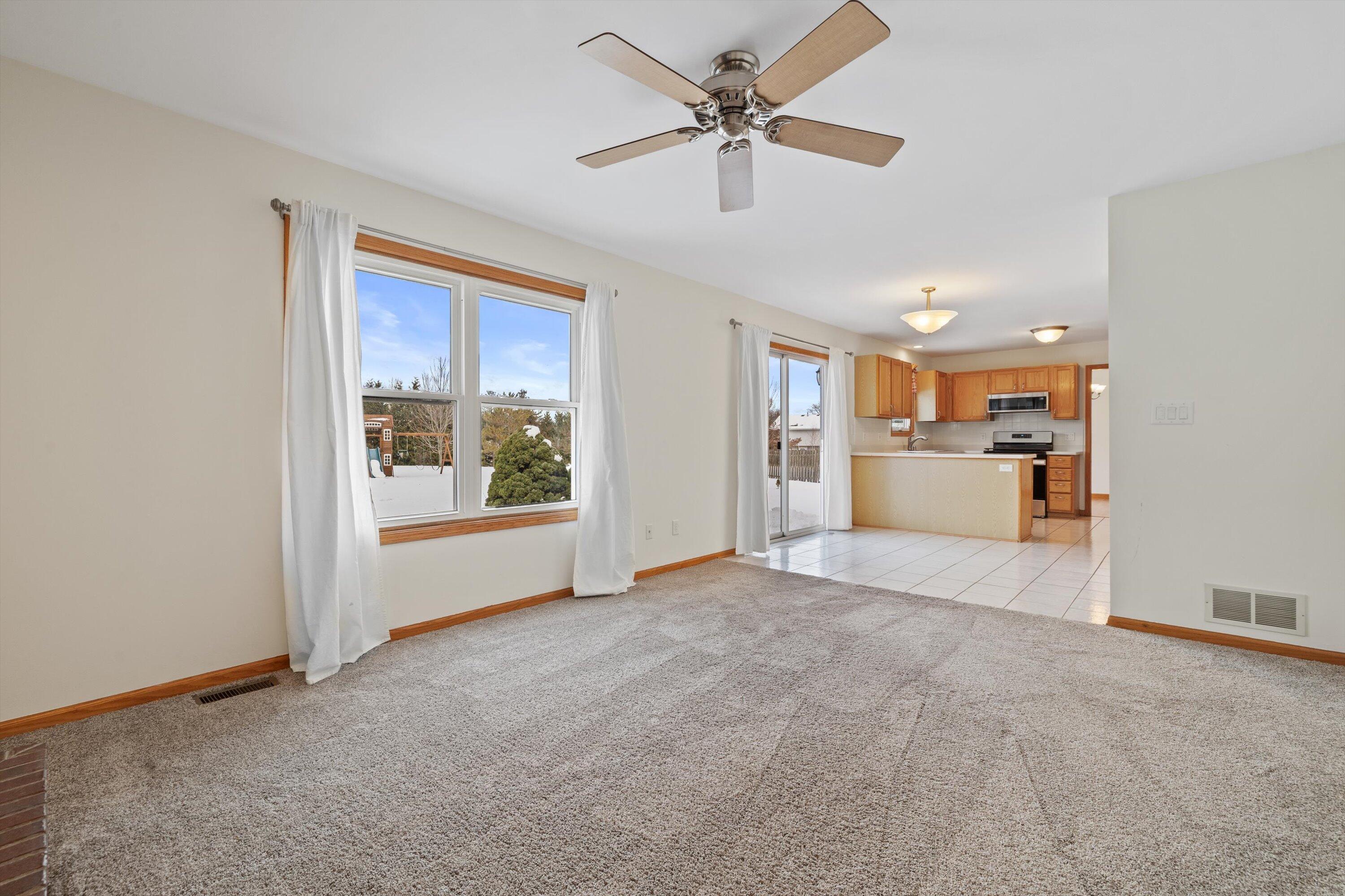 3310 108th Place Pleasant Prairie, WI 53158 - Photo 22 of 53 family room
