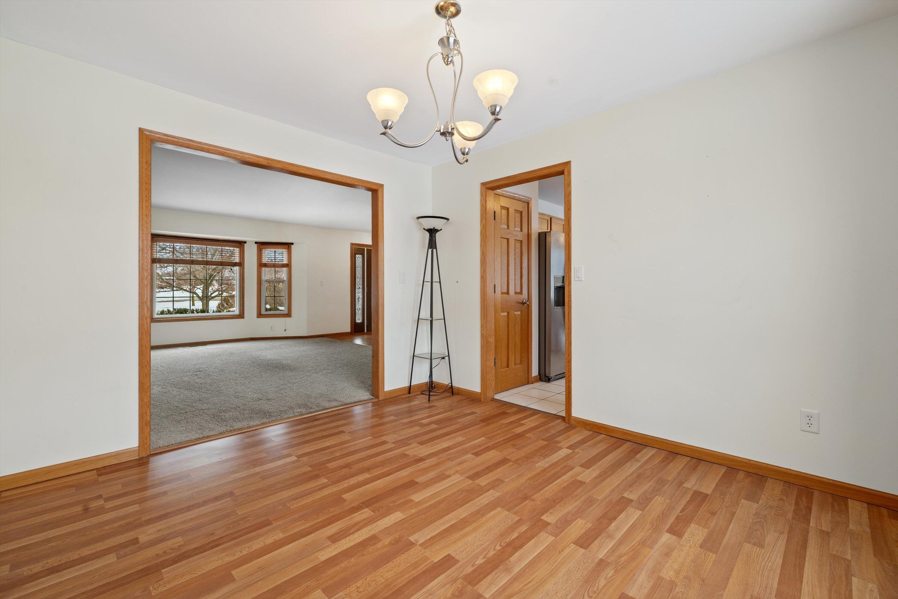 3310 108th Place Pleasant Prairie, WI 53158 - Photo 25 of 53 dining room