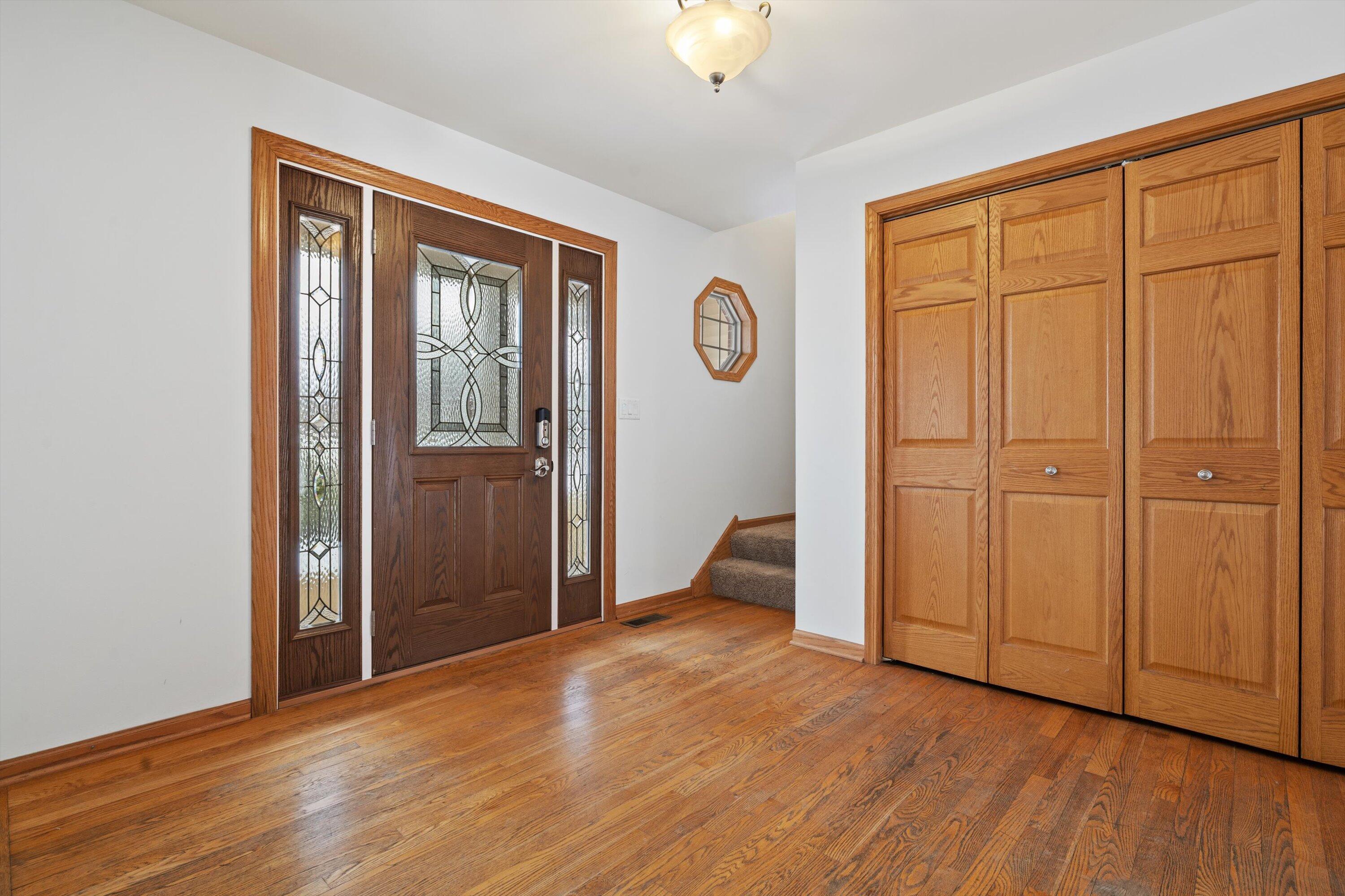 3310 108th Place Pleasant Prairie, WI 53158 - Photo 5 of 53 foyer