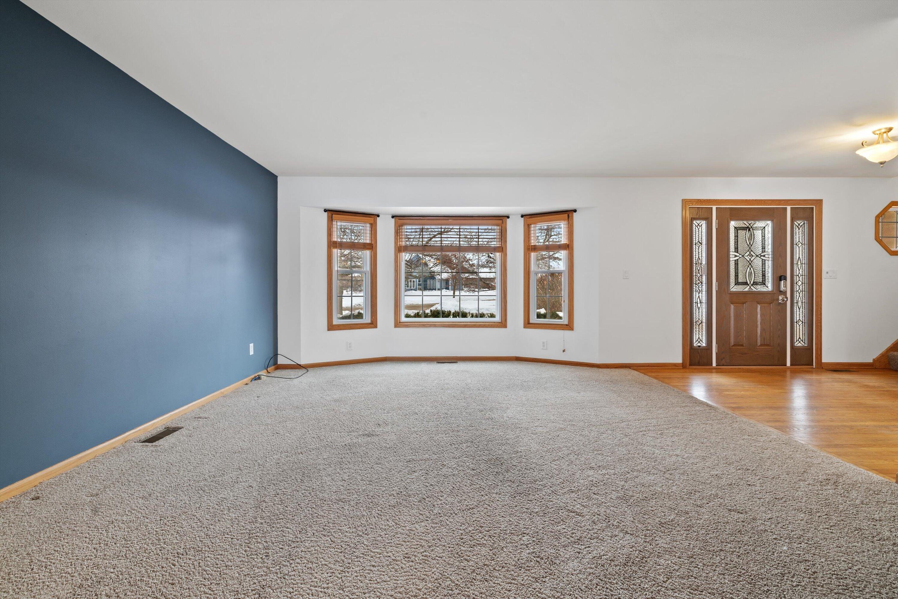 3310 108th Place Pleasant Prairie, WI 53158 - Photo 7 of 53 living room