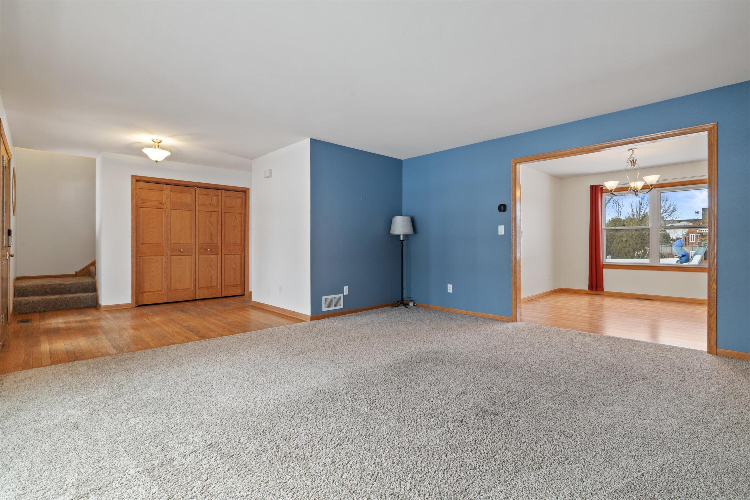 3310 108th Place Pleasant Prairie, WI 53158 - Photo 10 of 53 living room