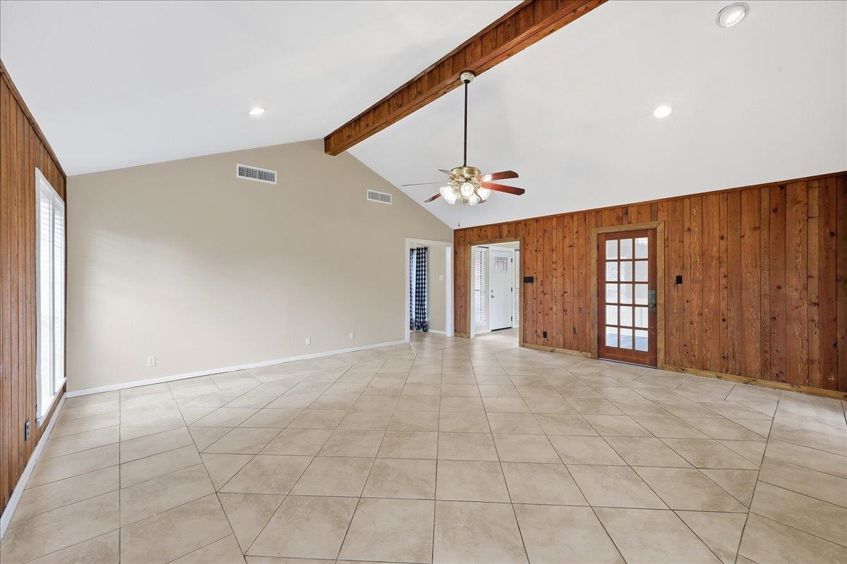 1780 Rafes Way Beaumont, TX 77706 - Photo 6 of 32
