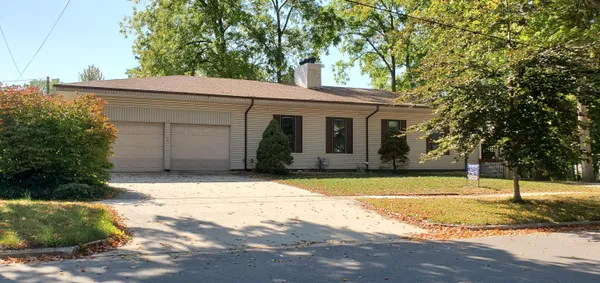 $499,000 | 746 Lee Street, South Haven, MI 49090