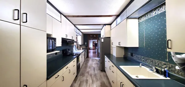 $499,000 | 746 Lee Street, South Haven, MI 49090