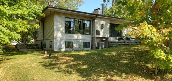 $499,000 | 746 Lee Street, South Haven, MI 49090