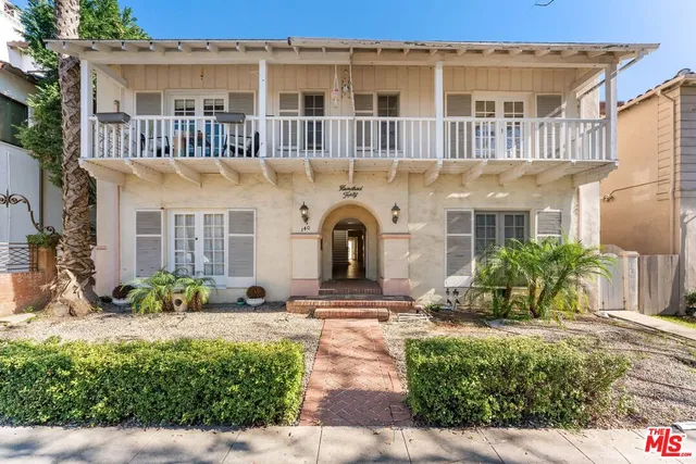 $3,295 | 140 South Camden Drive, Unit 202, Beverly Hills, CA 90212