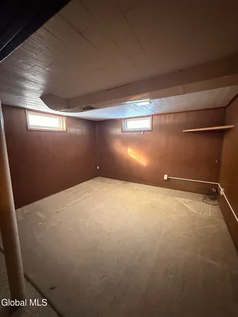 $414,900 | 4 Oak Tree Lane, Colonie, NY 12309