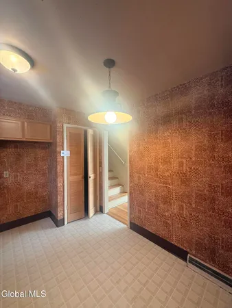 $414,900 | 4 Oak Tree Lane, Colonie, NY 12309