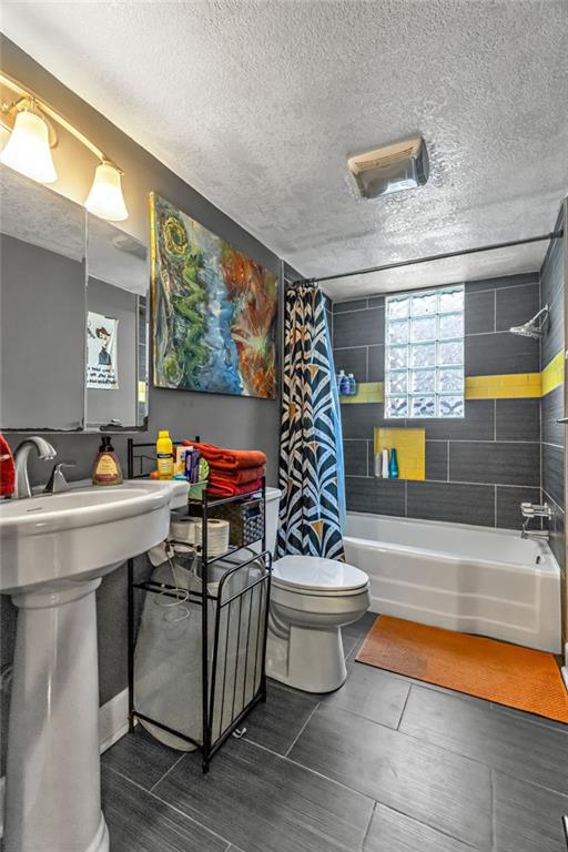 4118 Roanoke Road Kansas City, MO 64111 - Photo 10 of 15