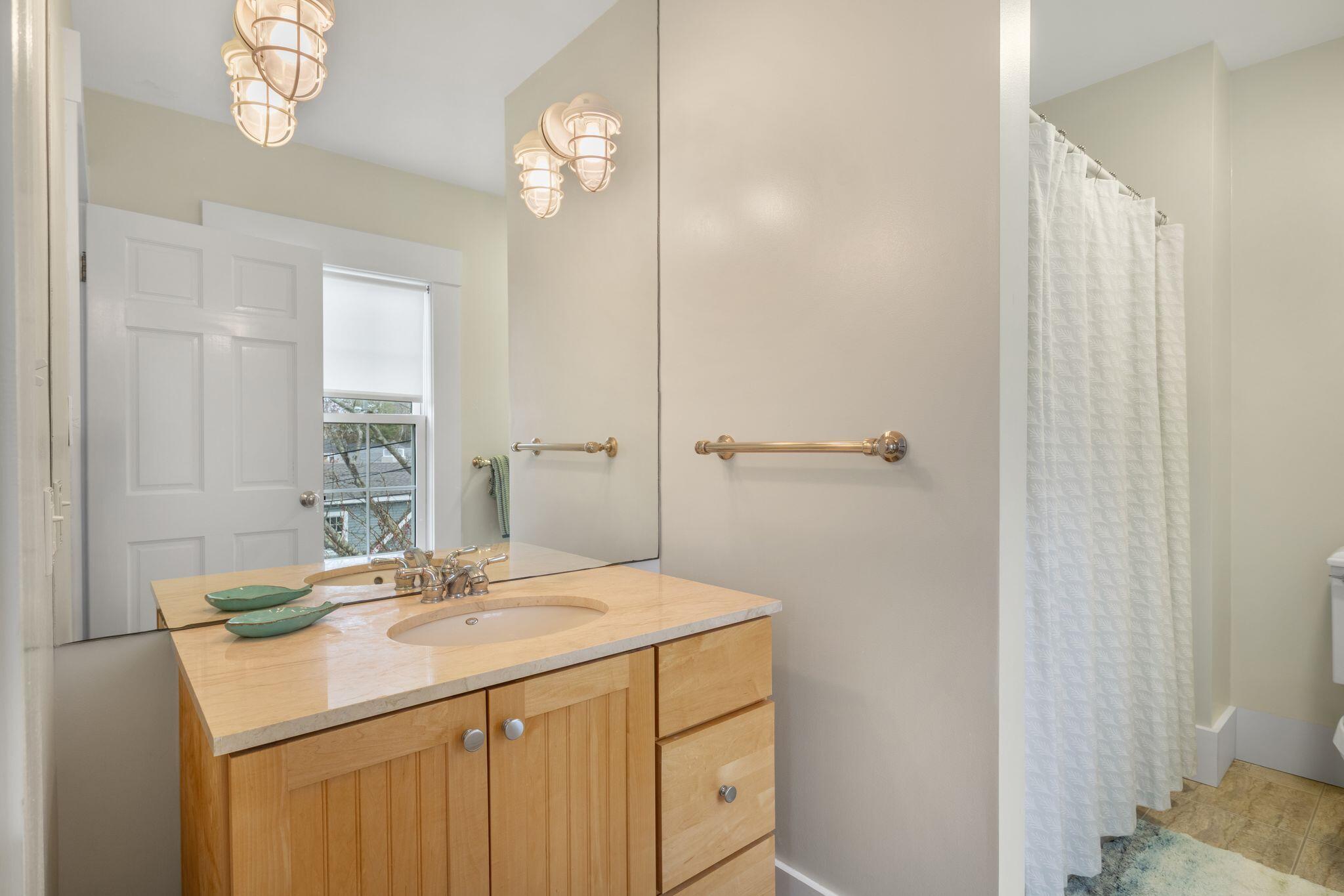 4 Oak Street Kennebunk, ME 04043 - Photo 35 of 49 En-suite Bath
