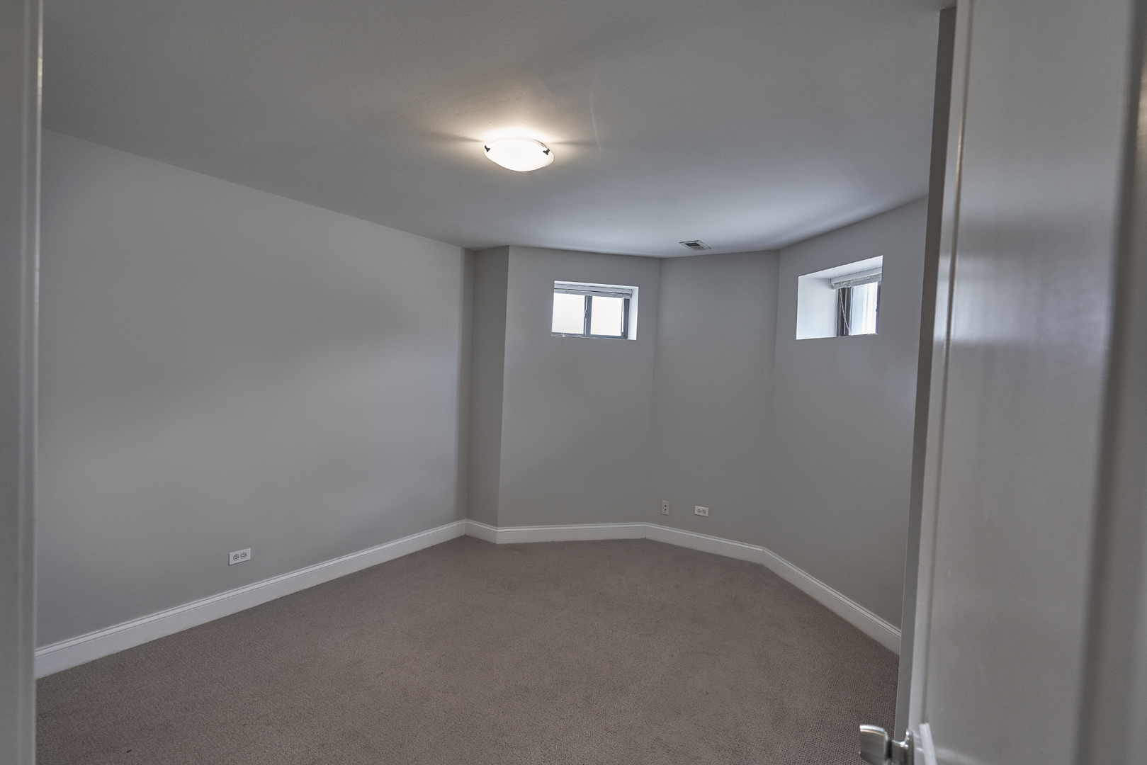 2801 North Seminary Avenue, Unit 1S Chicago, IL 60657 - Photo 18 of 21 a view of an empty room