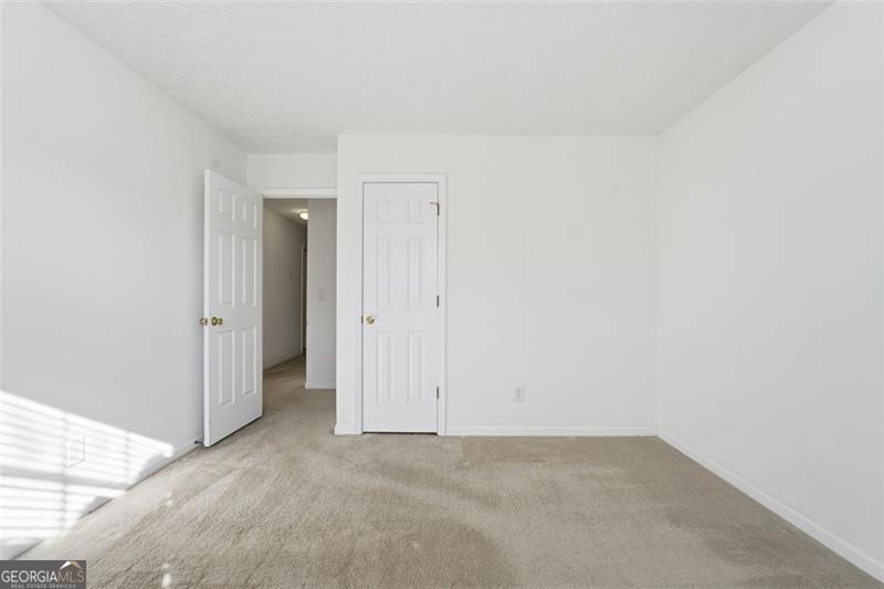 6214 Tree Ridge Dr N West Acworth, GA 30101 - Photo 27 of 41 a view of an empty room