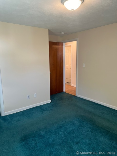 19 Ann Street Manchester, CT 06040 - Photo 23 of 39