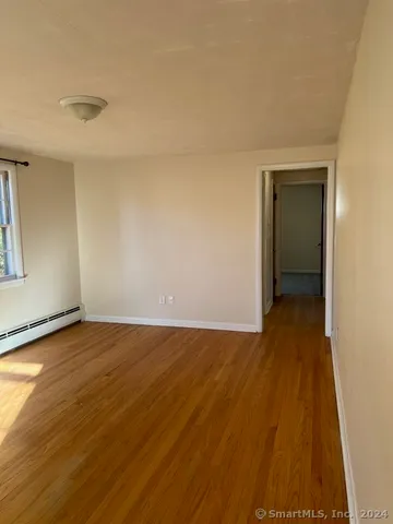 $2,000 | 19 Ann Street, Manchester, CT 06040