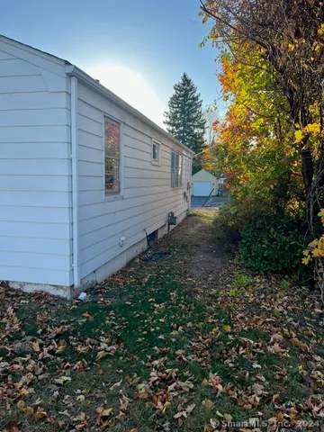 $2,000 | 19 Ann Street, Manchester, CT 06040