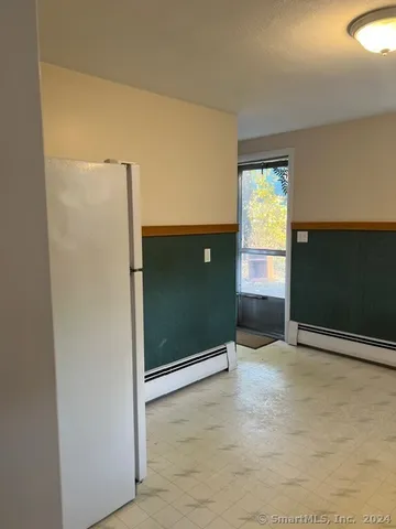 $2,000 | 19 Ann Street, Manchester, CT 06040